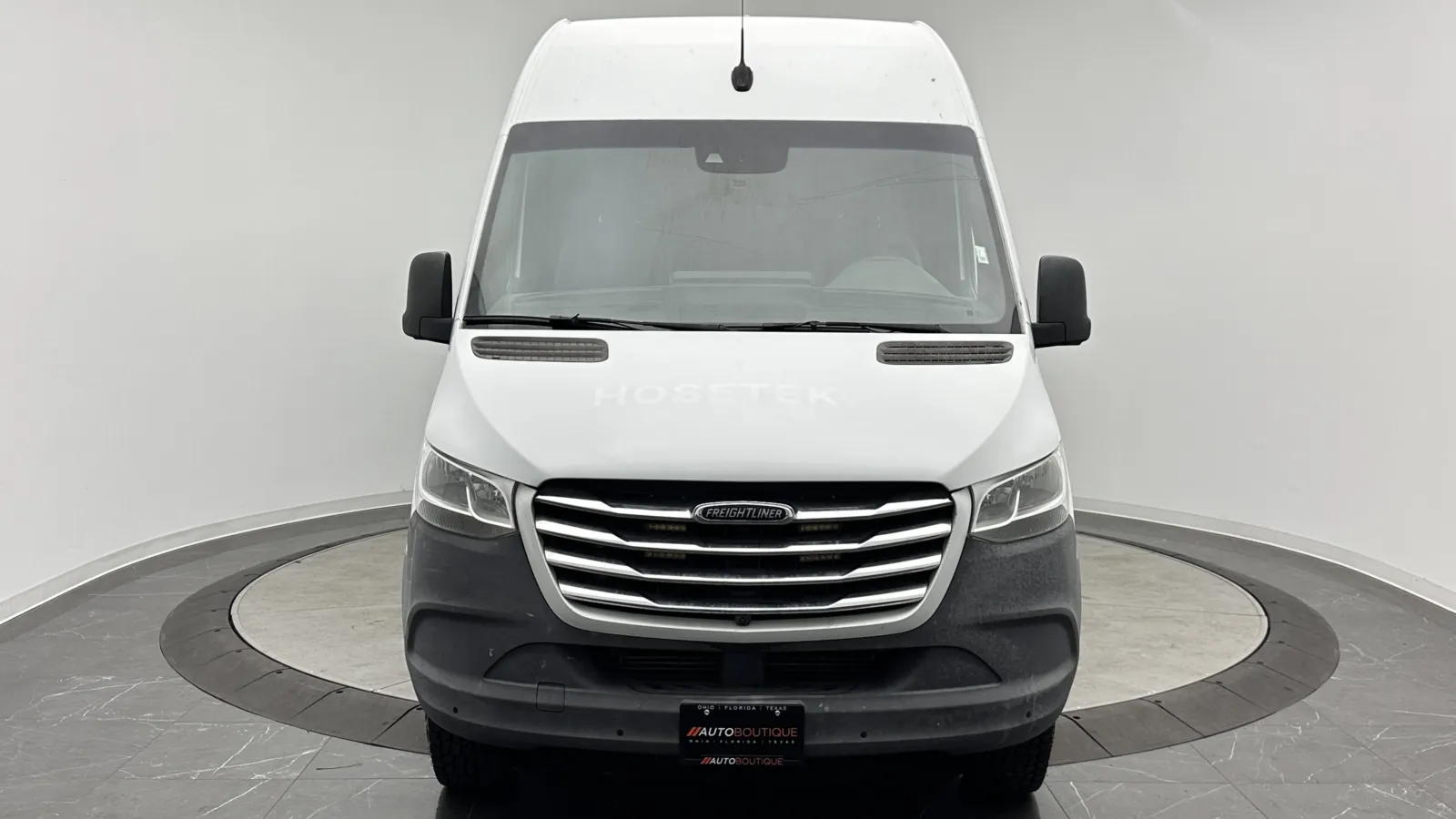 Freightliner Sprinter photo 2