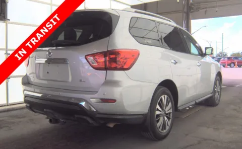 More photos of 2019 Nissan Pathfinder SL at Auto Boutique Florida, FL