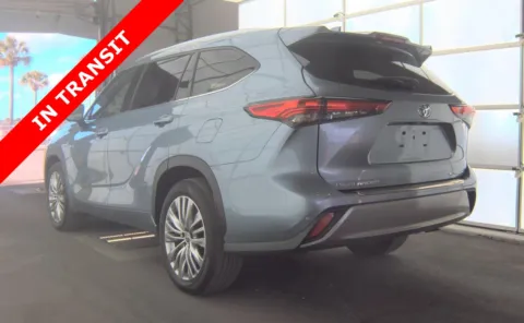 Another view of 2023 Toyota Highlander Platinum for sale in Jacksonville, FL at Auto Boutique Florida