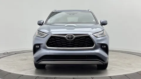 Photos of 2023 Toyota Highlander Platinum for sale in Jacksonville, FL at Auto Boutique Florida