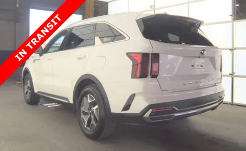 More photos of 2021 Kia Sorento Hybrid EX at Auto Boutique Florida, FL