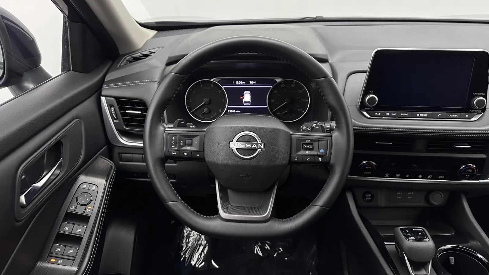 Nissan Rogue photo 24