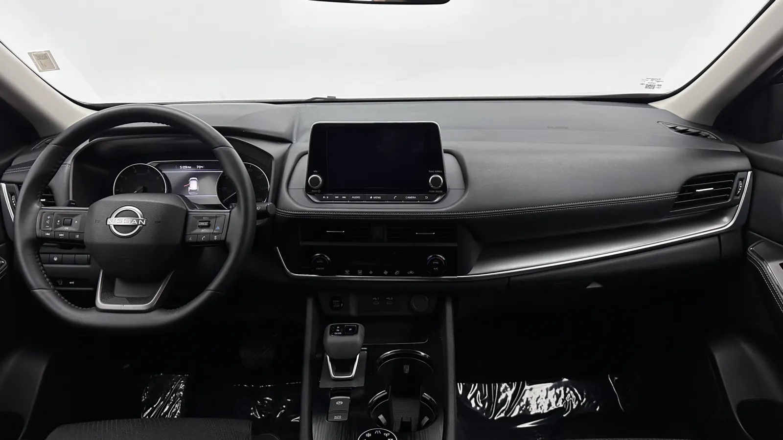 Nissan Rogue photo 26