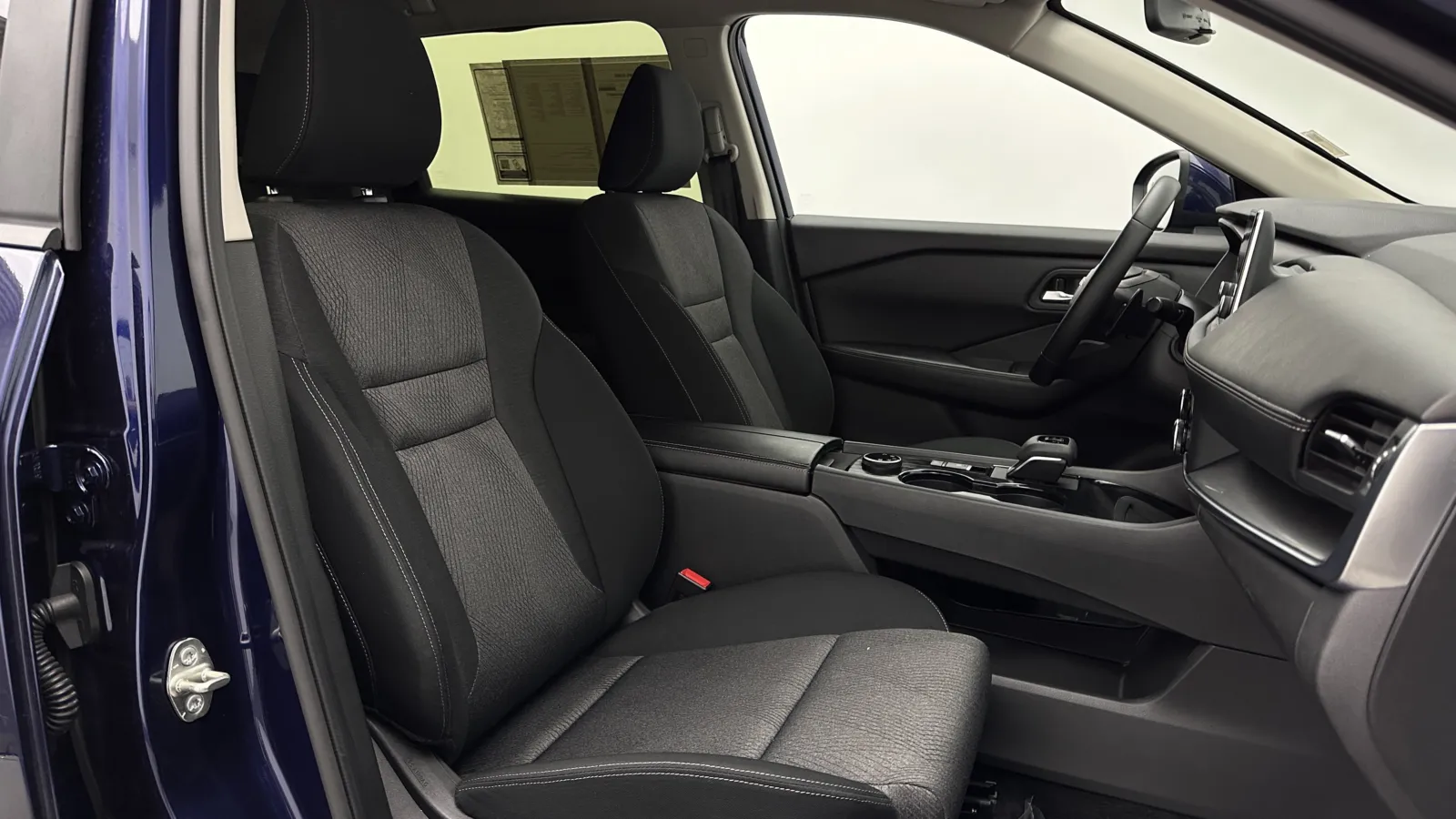 Nissan Rogue photo 34