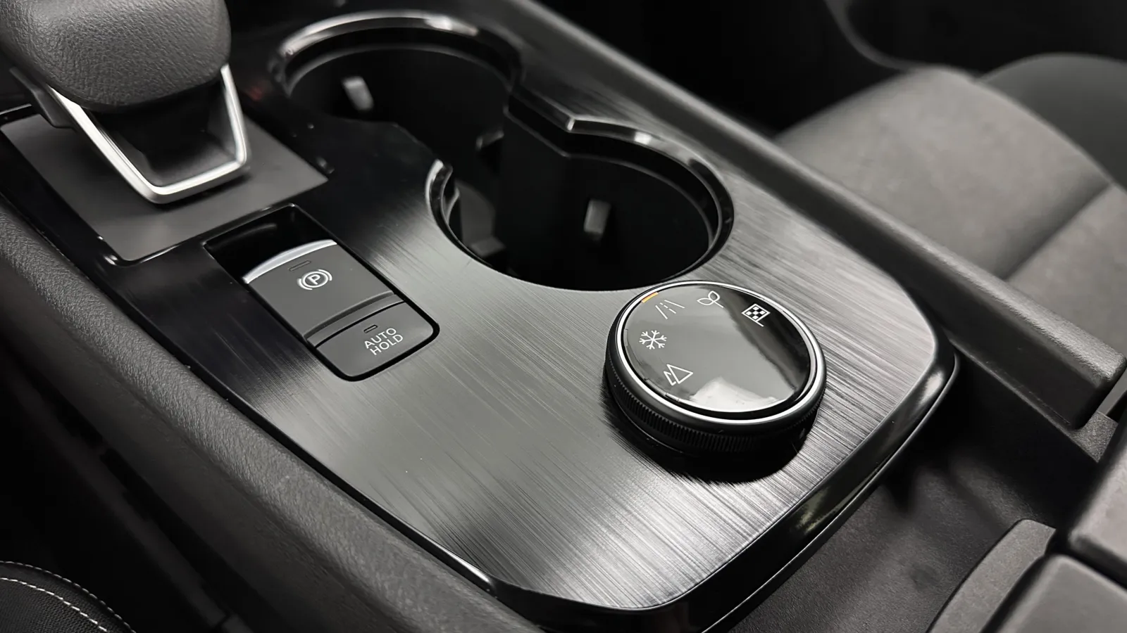 Nissan Rogue photo 13