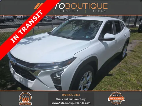 White 2024 Chevrolet Trax LS for sale in Jacksonville, FL