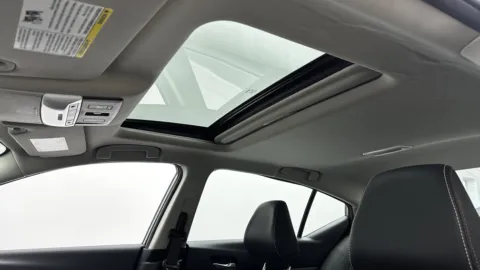 More photos of 2024 Nissan Altima 2.5 SR at Auto Boutique Florida, FL