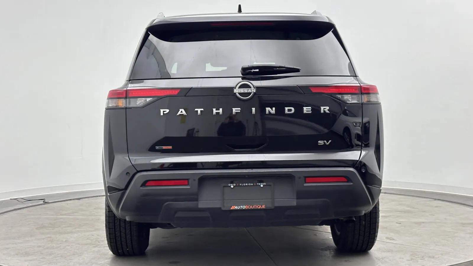 Nissan Pathfinder photo 6