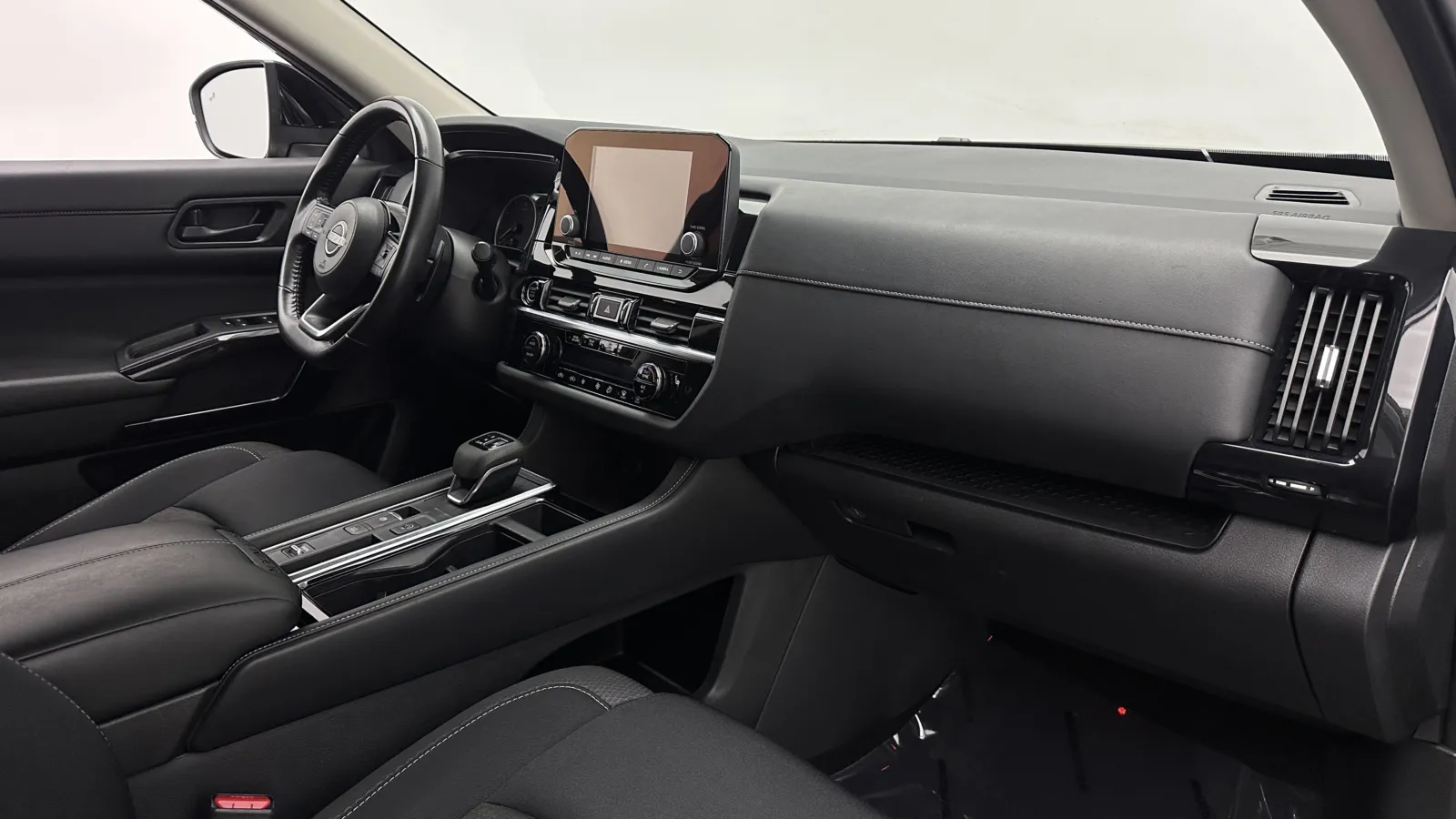 Nissan Pathfinder photo 33