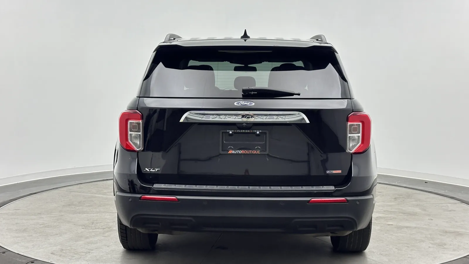 2022 Ford Explorer XLT - Photo 6