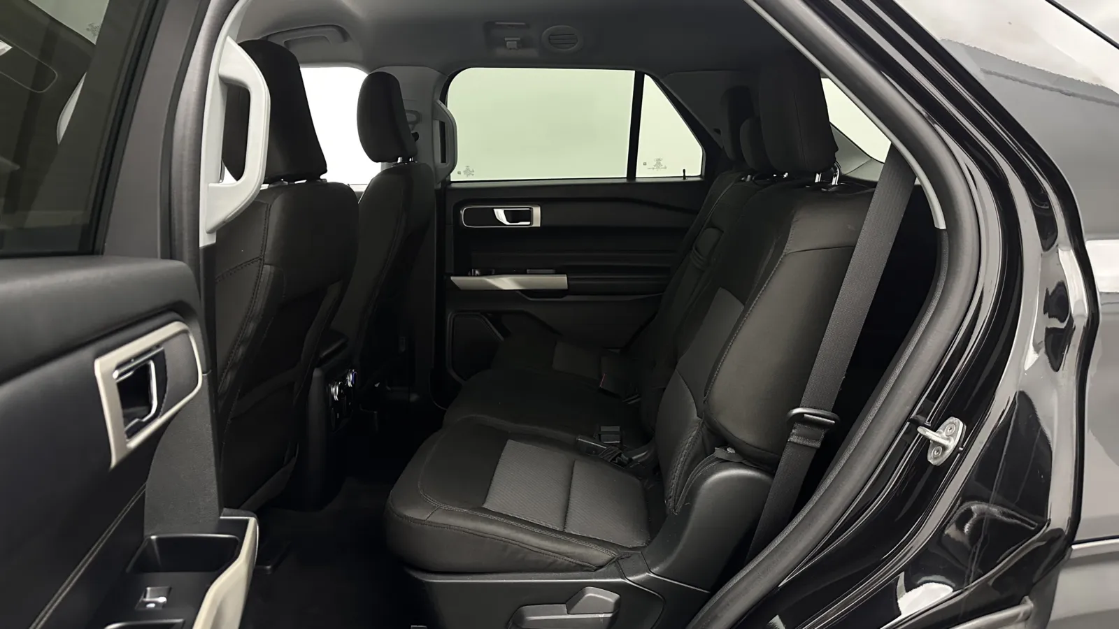 2022 Ford Explorer XLT - Photo 18
