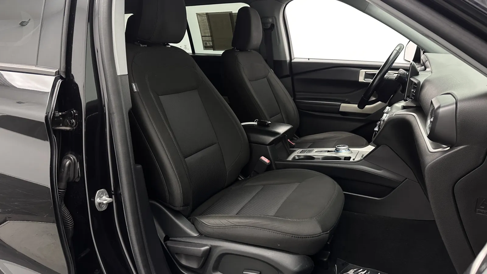 2022 Ford Explorer XLT - Photo 27