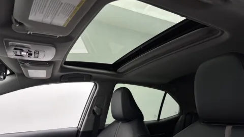 More photos of 2024 Toyota Camry SE at Auto Boutique Florida, FL