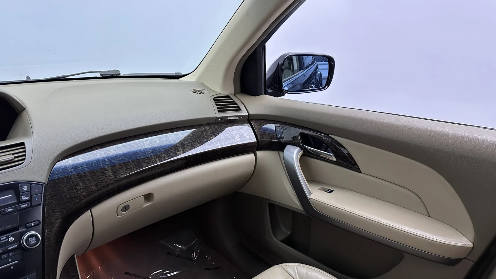 Acura MDX photo 28