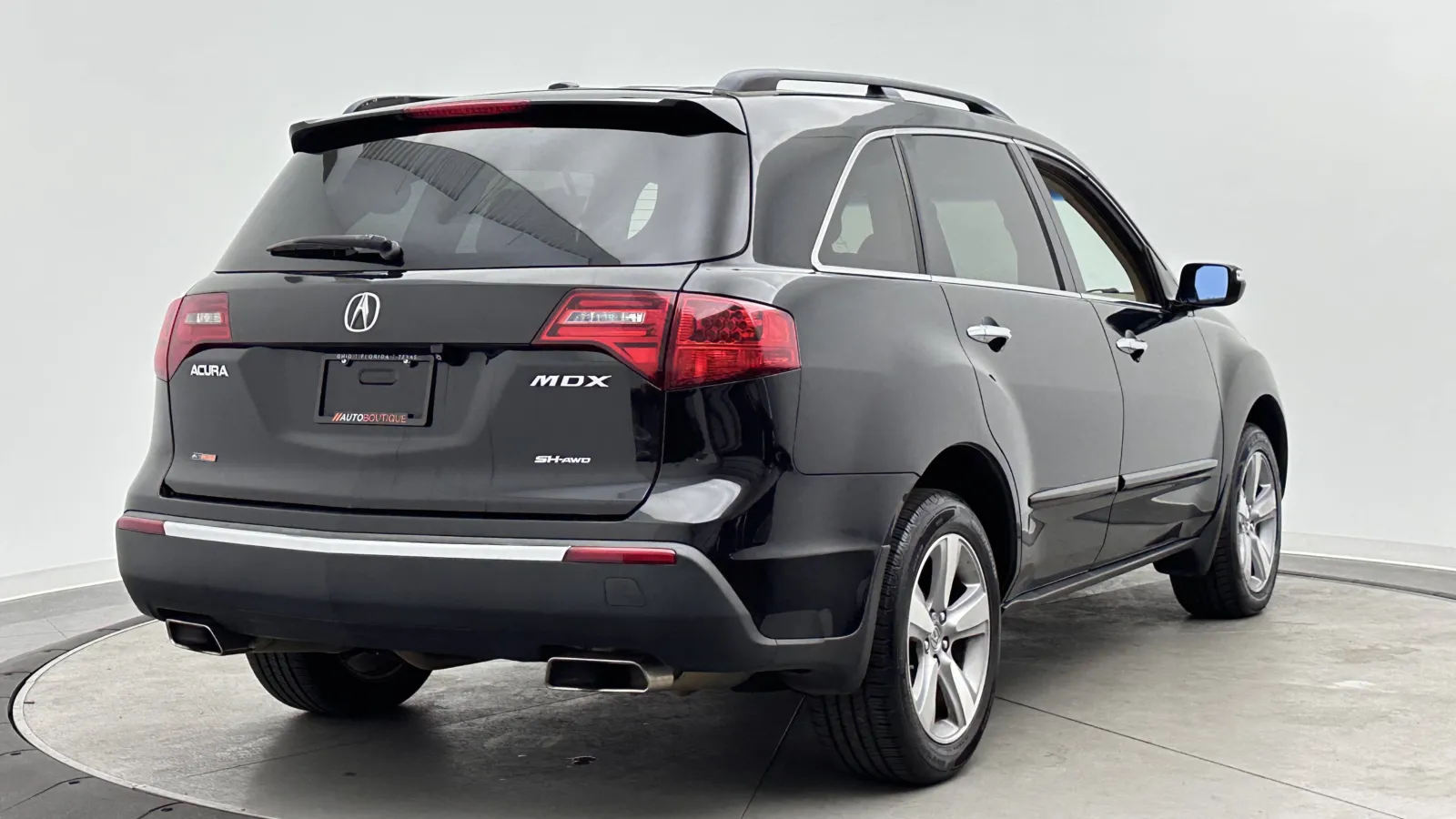 Acura MDX photo 8
