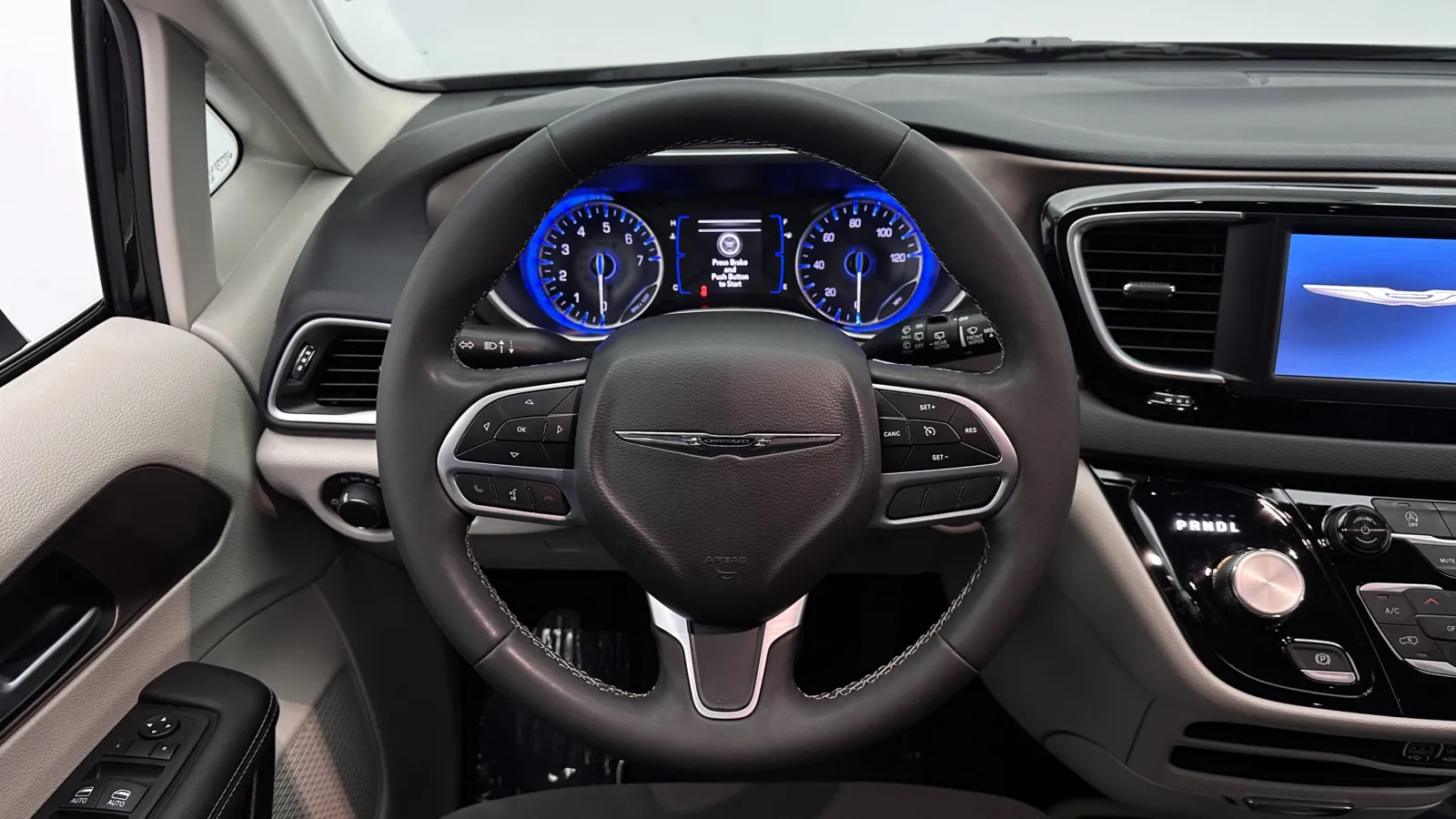 Chrysler Voyager photo 22