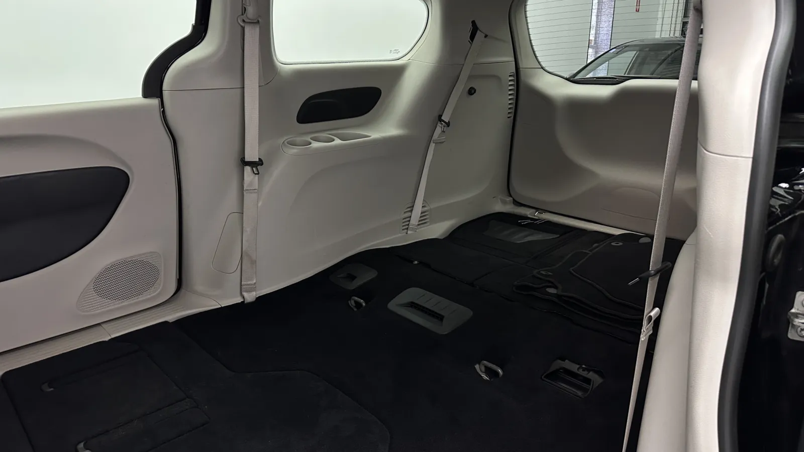 Chrysler Voyager photo 20