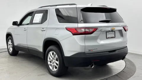 More photos of 2020 Chevrolet Traverse LT Cloth at Auto Boutique Florida, FL