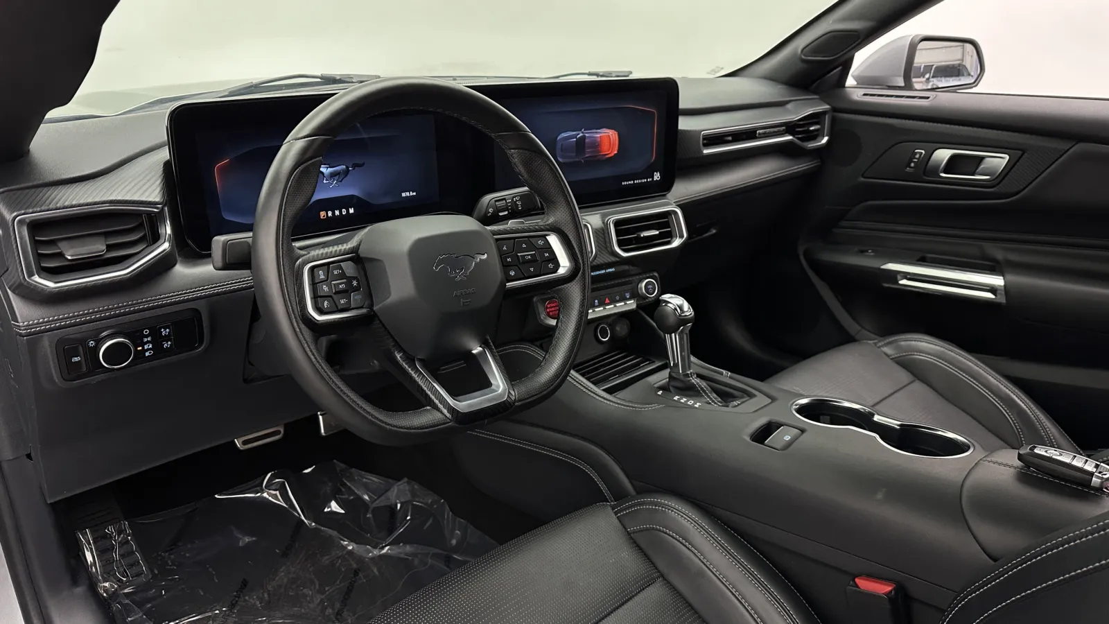Ford Mustang photo 9