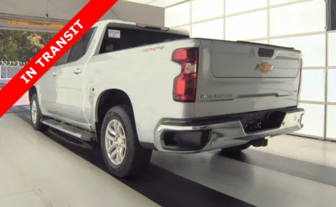 More photos of 2021 Chevrolet Silverado 1500 LT at Auto Boutique Florida, FL