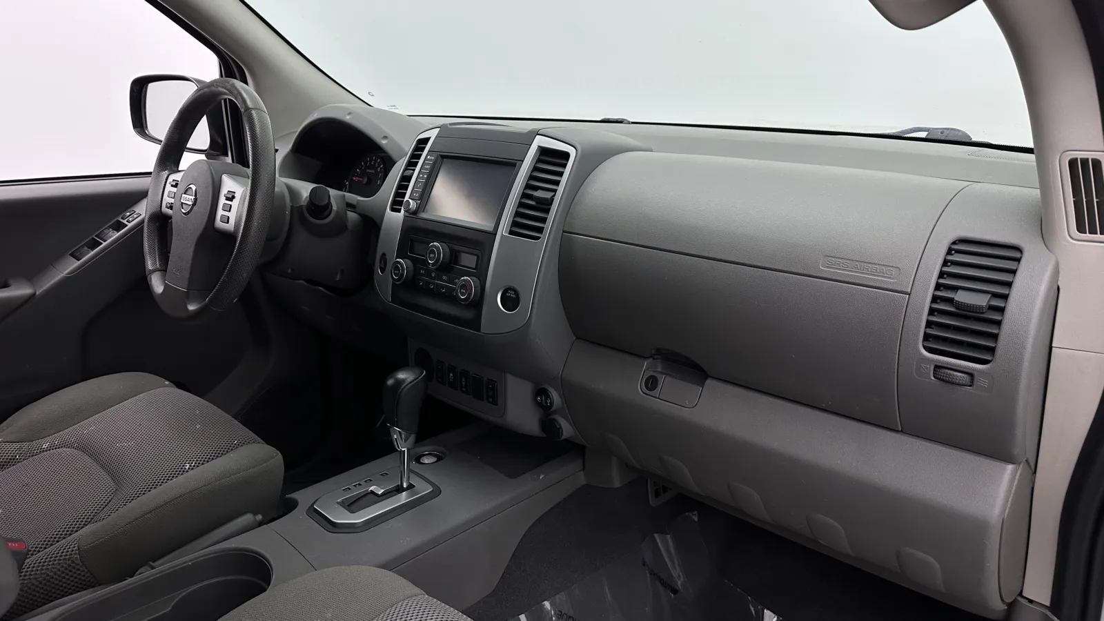 Nissan Frontier photo 30