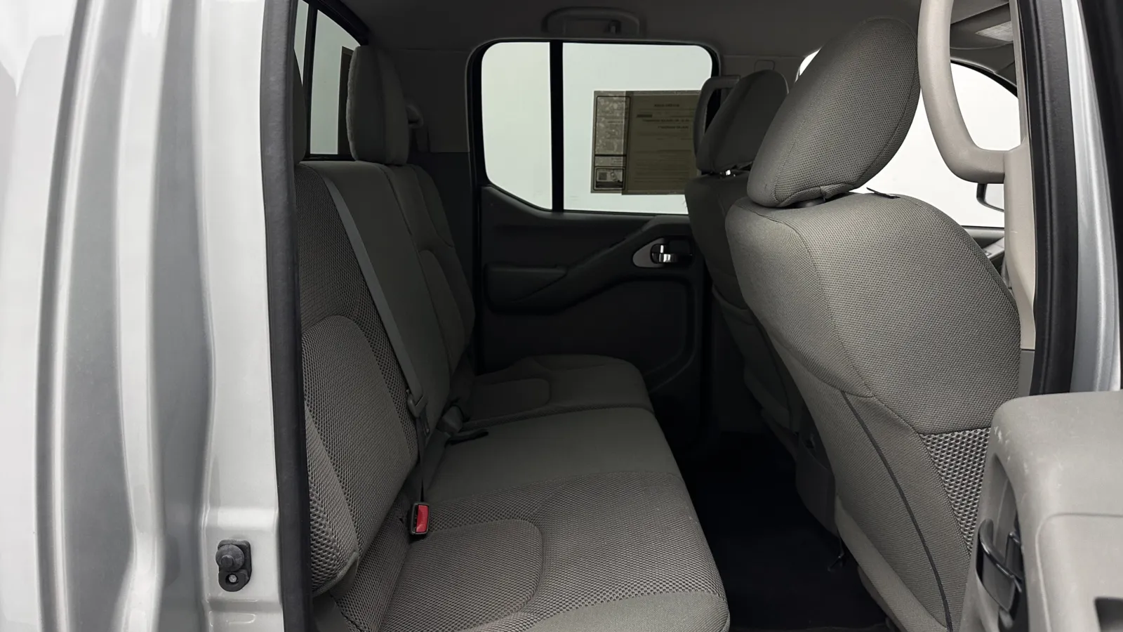 Nissan Frontier photo 28