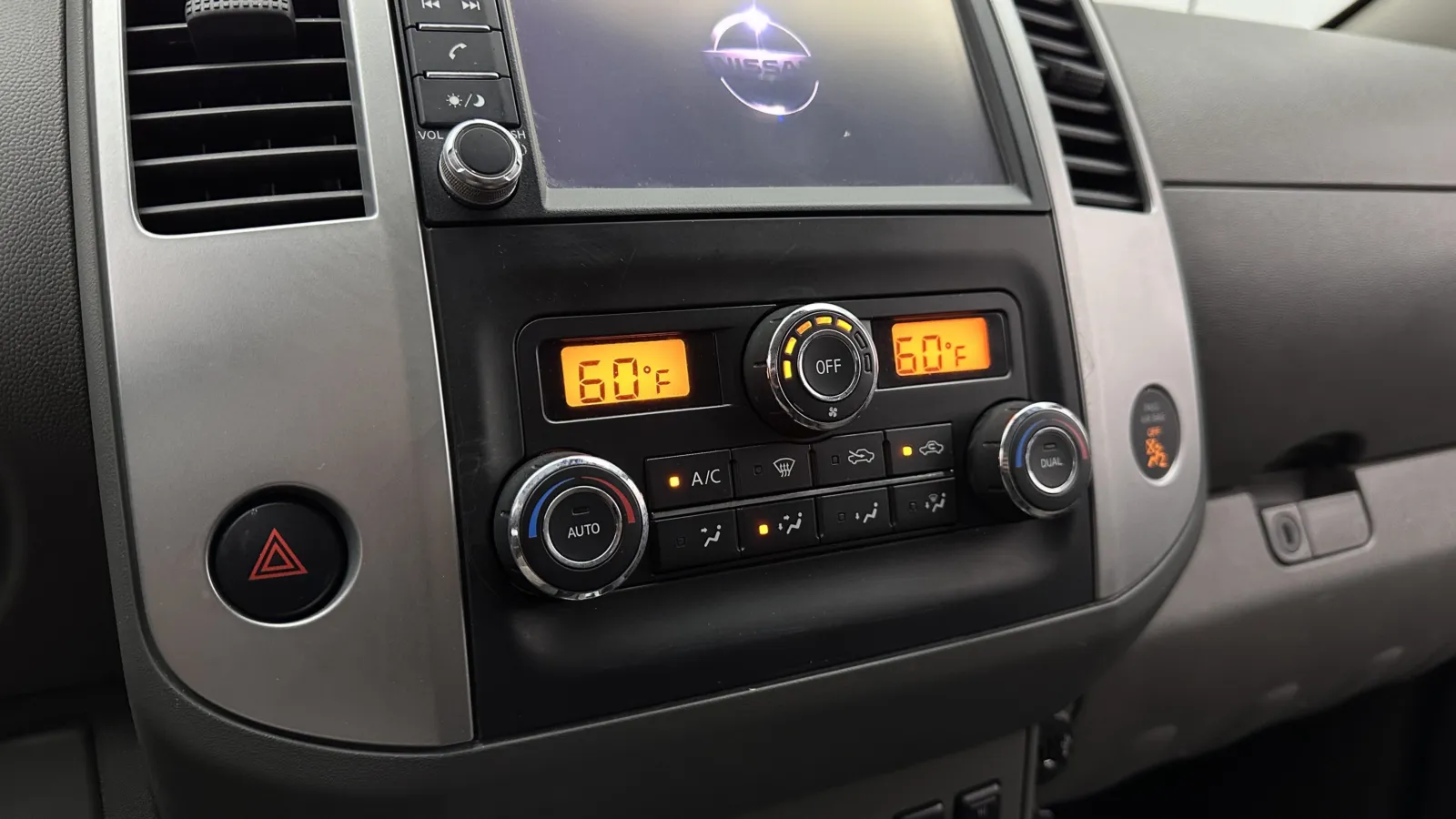 Nissan Frontier photo 12