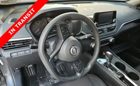 More photos of 2023 Nissan Altima 2.5 S at Auto Boutique Florida, FL