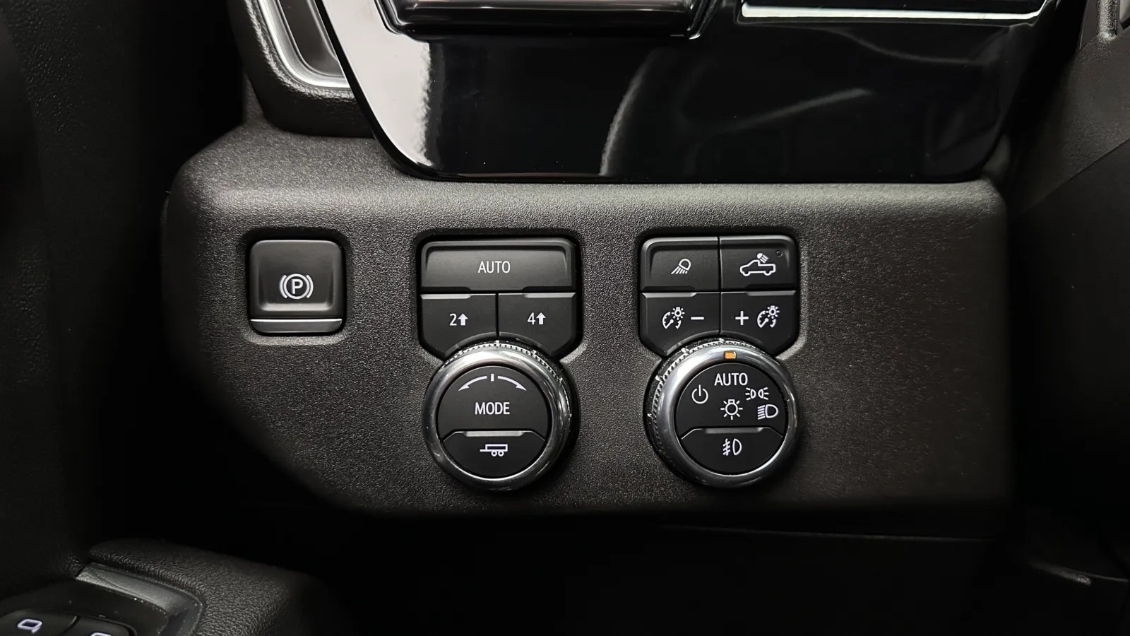 GMC Sierra photo 15