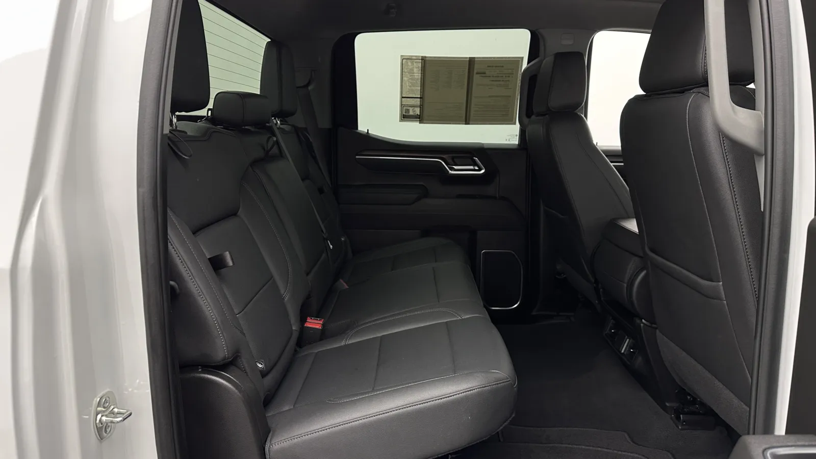 GMC Sierra photo 32