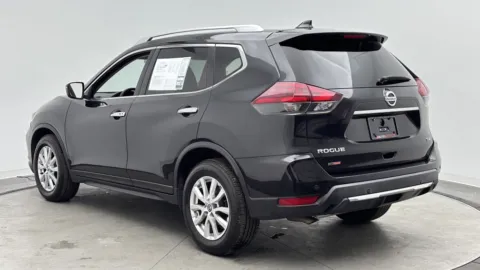 More photos of 2020 Nissan Rogue SV at Auto Boutique Florida, FL