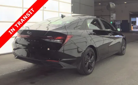 More photos of 2022 Hyundai Elantra SEL at Auto Boutique Florida, FL