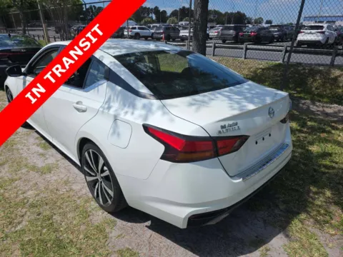 More photos of 2021 Nissan Altima 2.5 SR at Auto Boutique Florida, FL