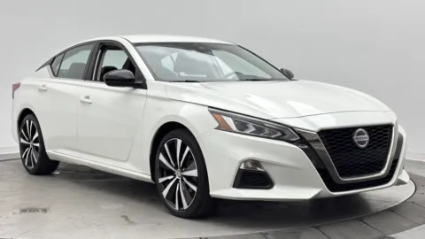Another view of 2021 Nissan Altima 2.5 SR for sale in Jacksonville, FL at Auto Boutique Florida
