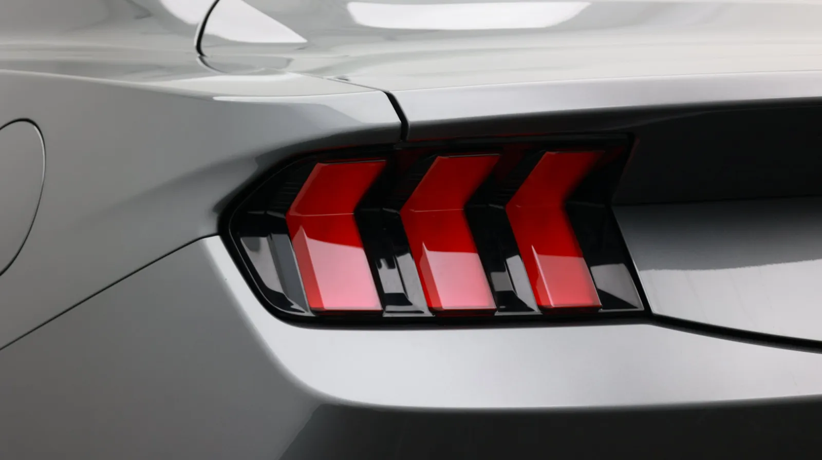 Ford Mustang photo 32