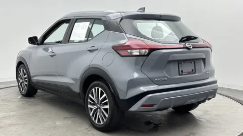 More photos of 2021 Nissan Kicks SV at Auto Boutique Florida, FL