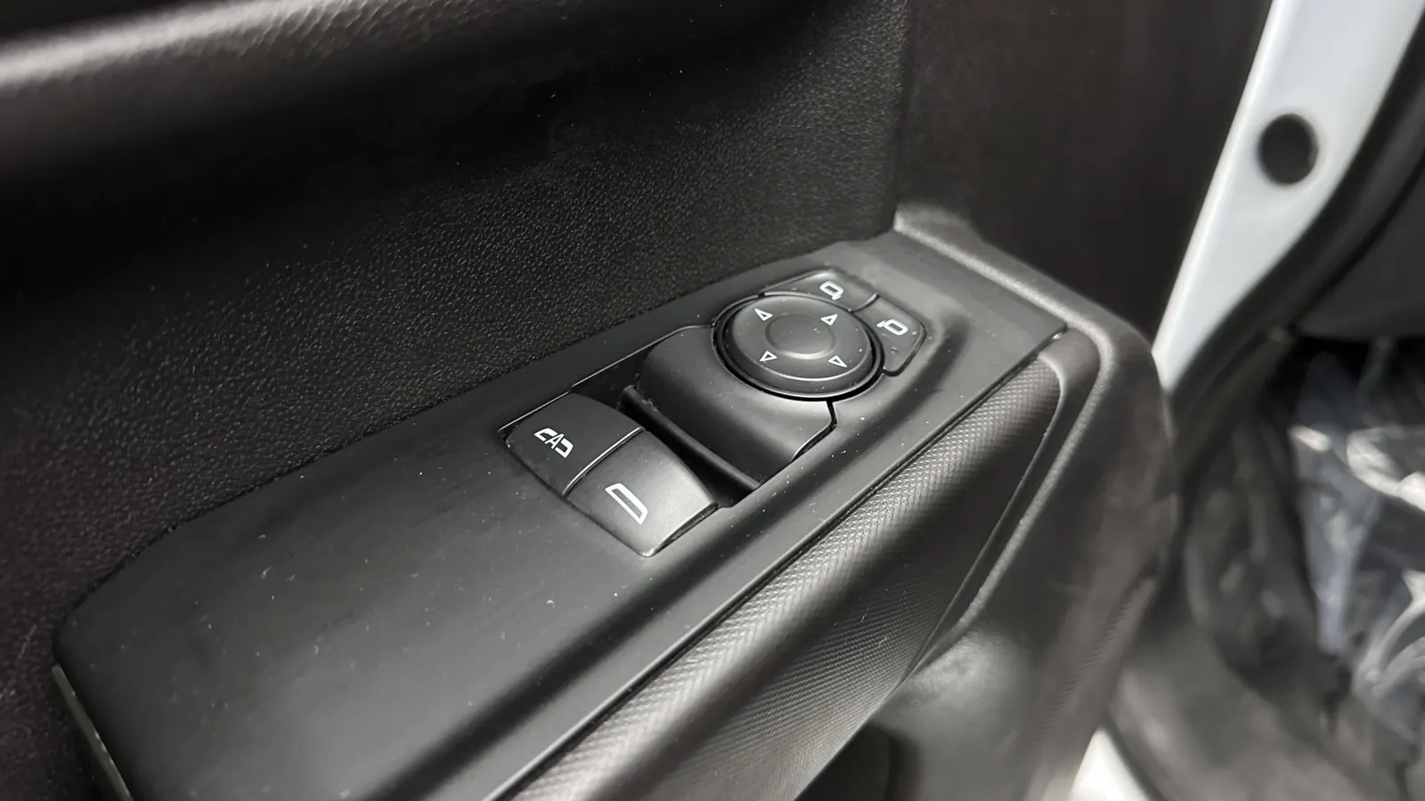 Chevrolet Silverado photo 10