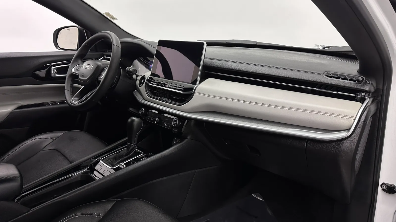 Jeep Compass photo 30