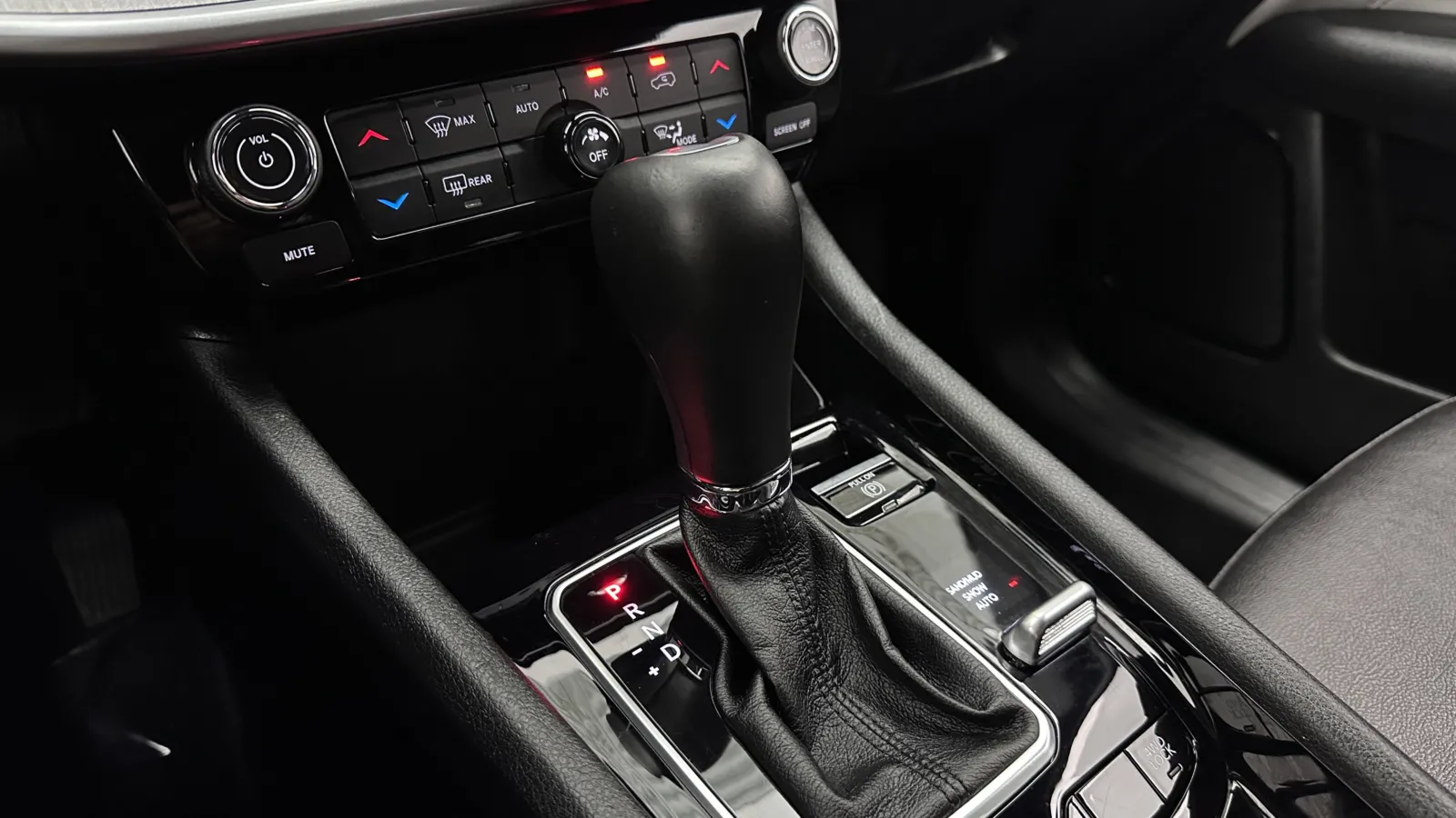 Jeep Compass photo 13