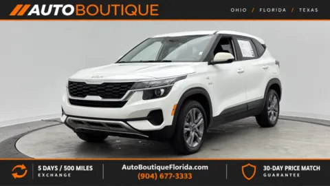 White 2023 Kia Seltos LX for sale in Jacksonville, FL