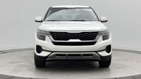 Photos of 2023 Kia Seltos LX for sale in Jacksonville, FL at Auto Boutique Florida