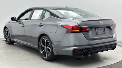 More photos of 2024 Nissan Altima 2.5 SR at Auto Boutique Florida, FL