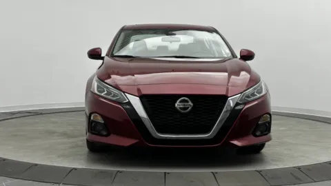 Photos of 2022 Nissan Altima 2.5 SL for sale in Jacksonville, FL at Auto Boutique Florida