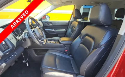 More photos of 2022 Nissan Pathfinder SL at Auto Boutique Florida, FL