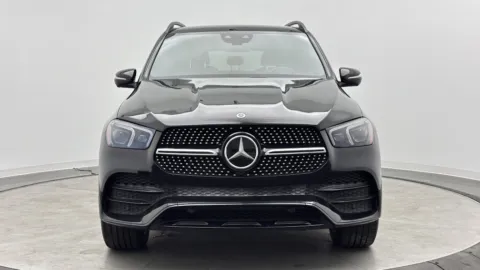 Photos of 2022 Mercedes-Benz GLE 350 for sale in Jacksonville, FL at Auto Boutique Florida