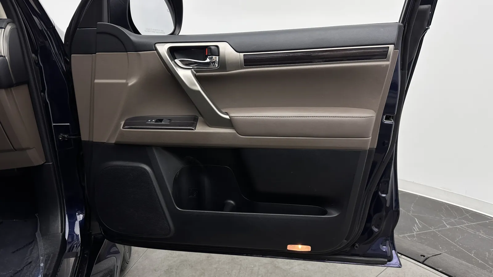 Lexus GX photo 34