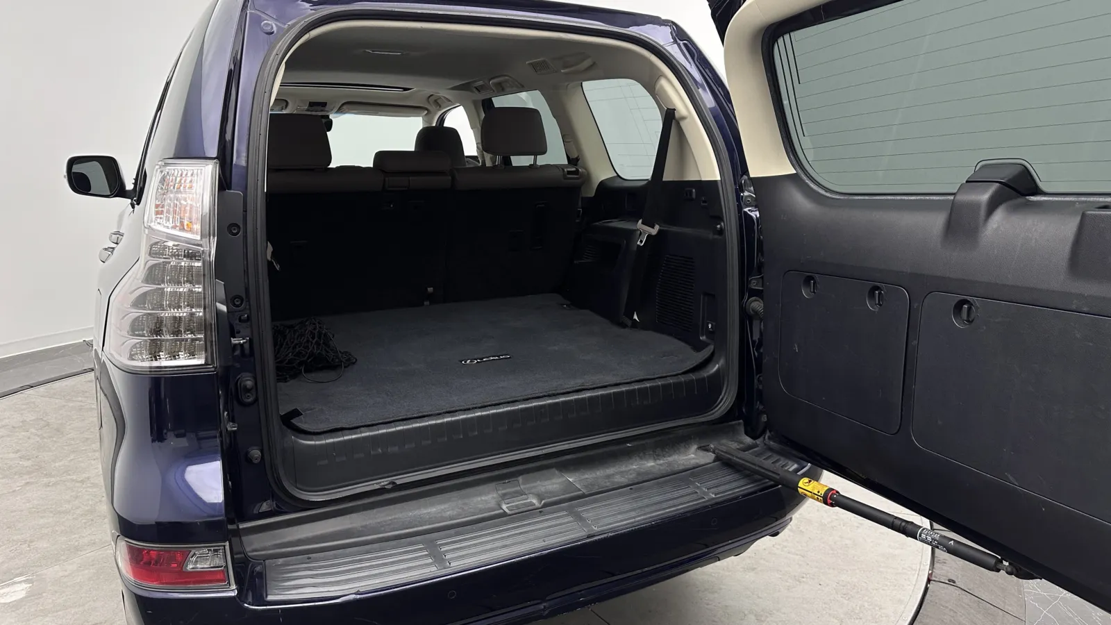 Lexus GX photo 31