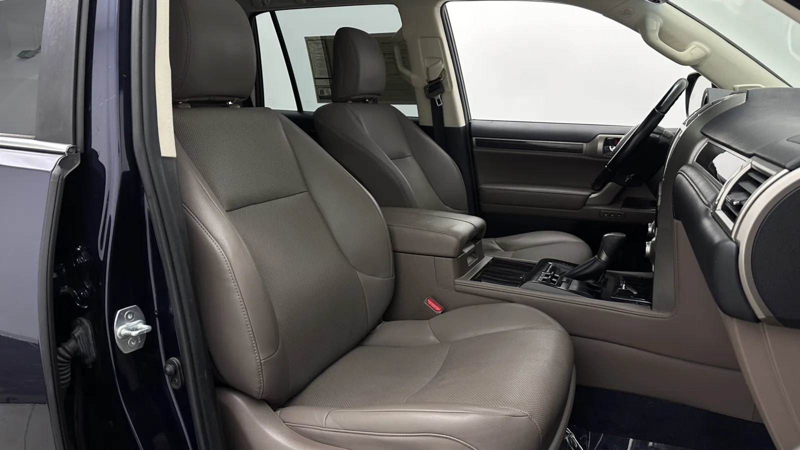 Lexus GX photo 37