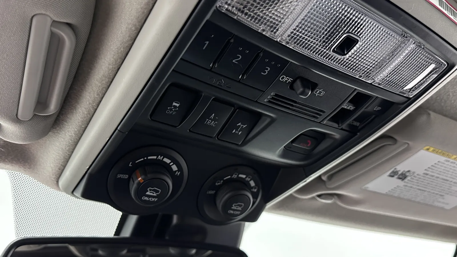 Toyota 4Runner photo 19