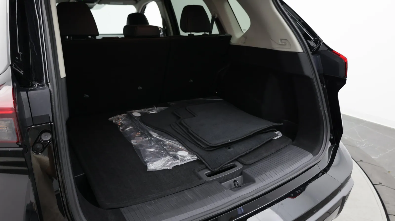 Nissan Rogue photo 32